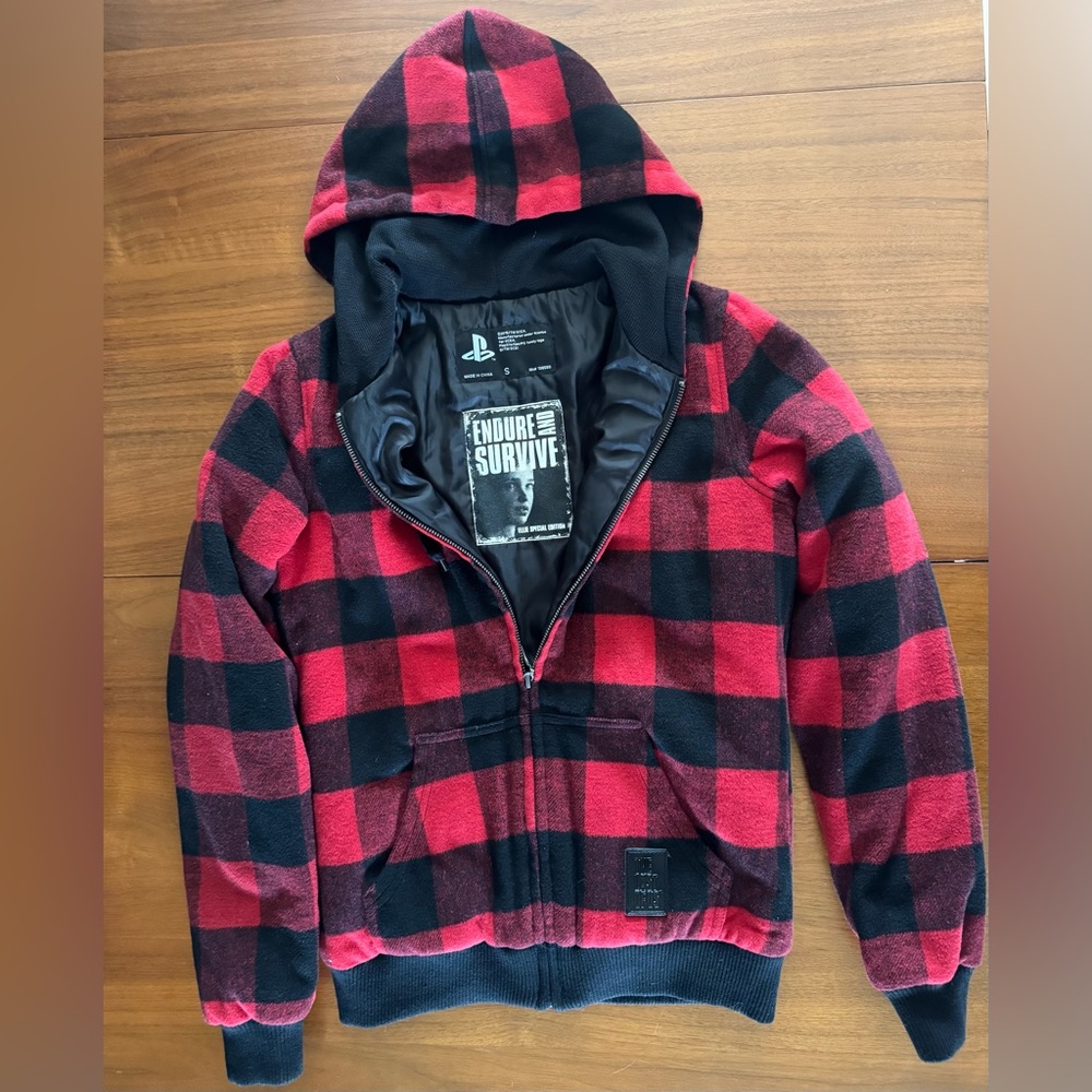 The Last of Us-Ellie-Endure and Survive-PlayStation Ltd Edition Hoodie. Size S